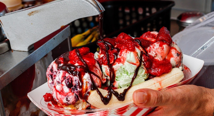 Mini Banana Split – Sweet Retreat